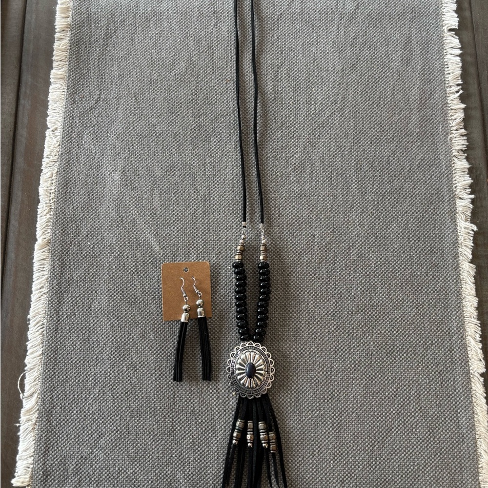 Black and Silver Beaded Necklace and Earring Set - Picture 2 of 4